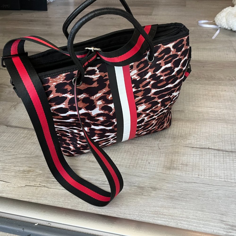 Haute Shore LEOPARD PRINT Tote Purse Leopard/ Red/Black Stripe Bag. - Picture 5 of 5